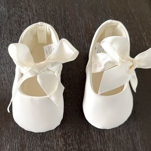 Baby girl Ballerina Slippers, Size 2 for 6-12 months baby